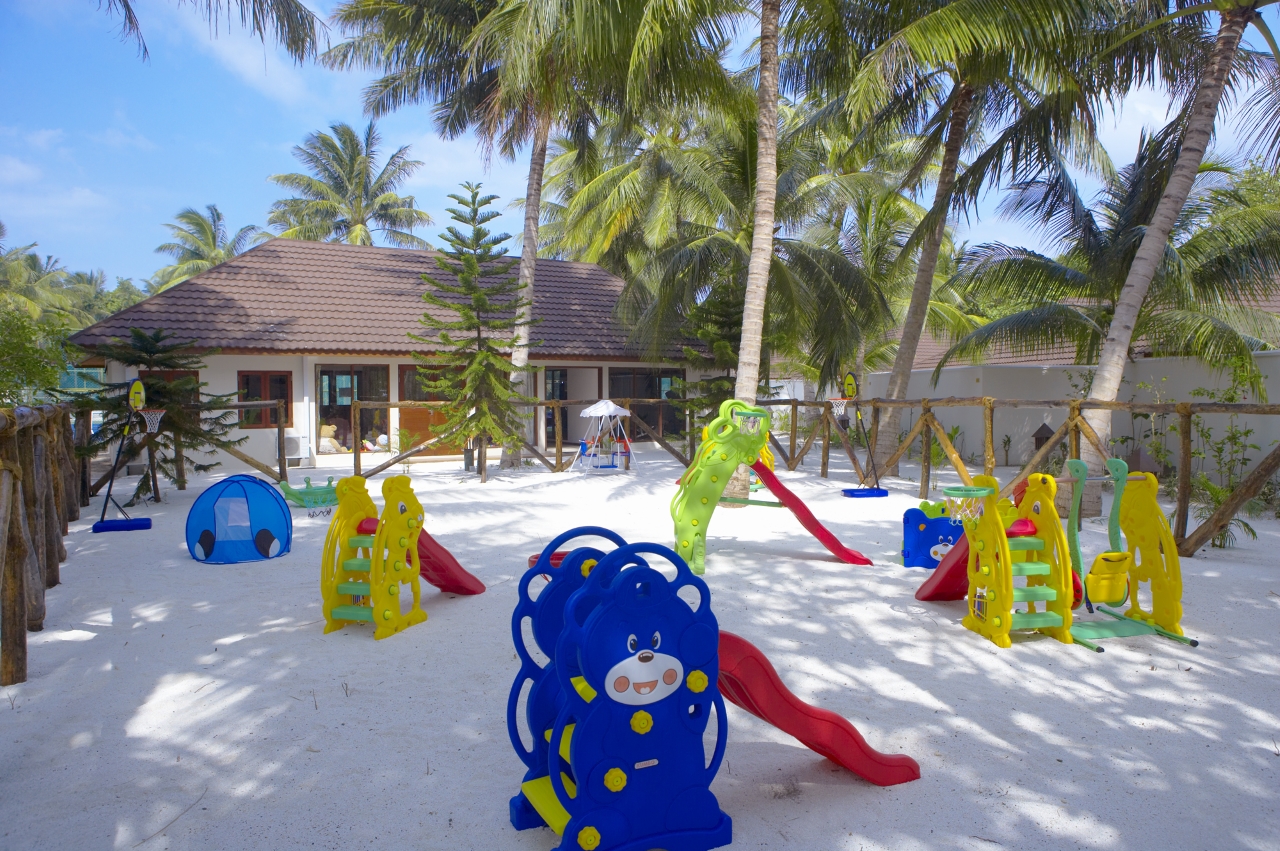 Lily Beach Kinderspielplatz auf den Malediven
